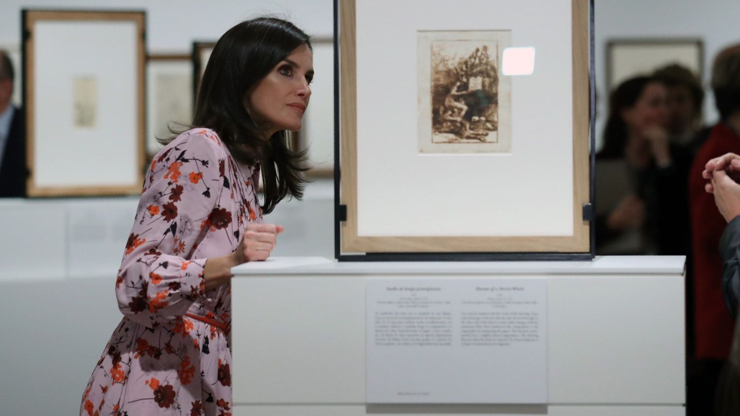 La reina Letizia, durante la inauguración de la exposición 'Solo la voluntad me sobra. Dibujos de Goya'. (EFE)