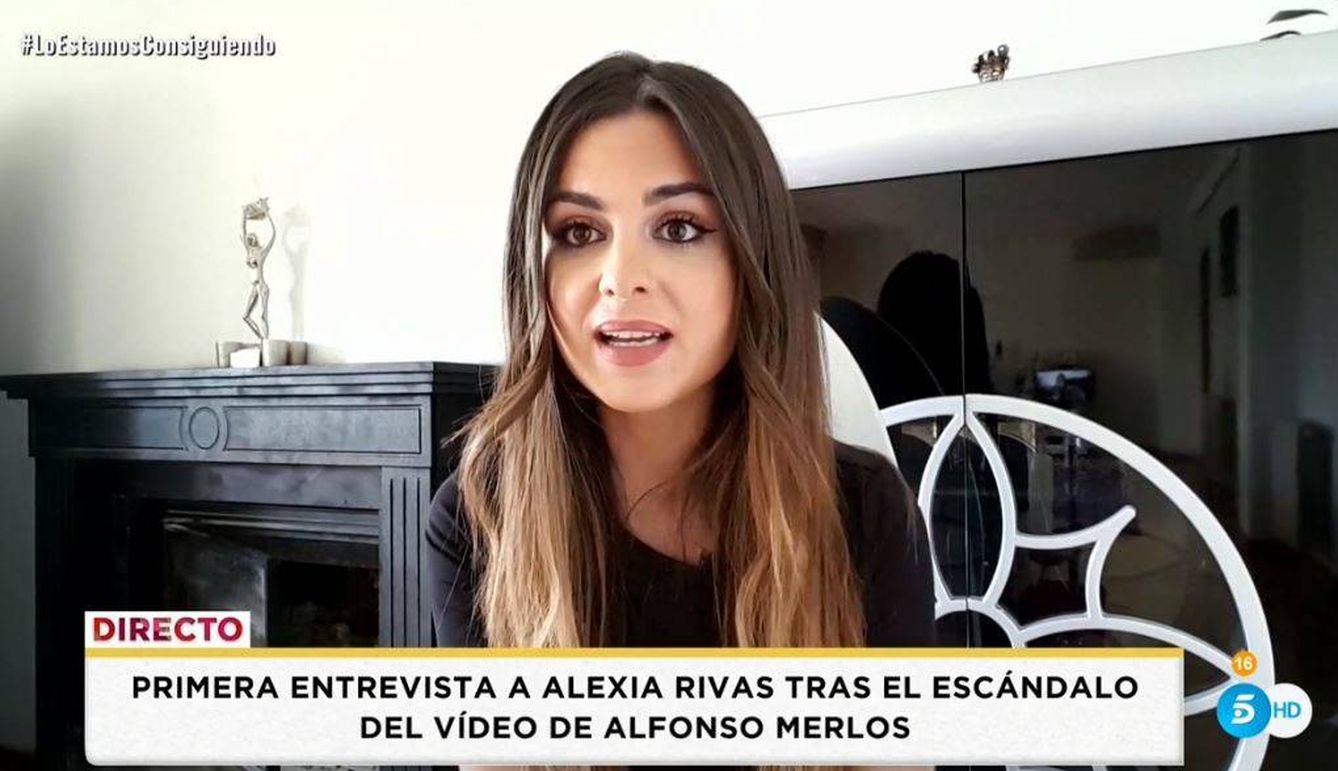 Alexia Rivas durante su entrevista en 'Socialité'. (Mediaset España)
