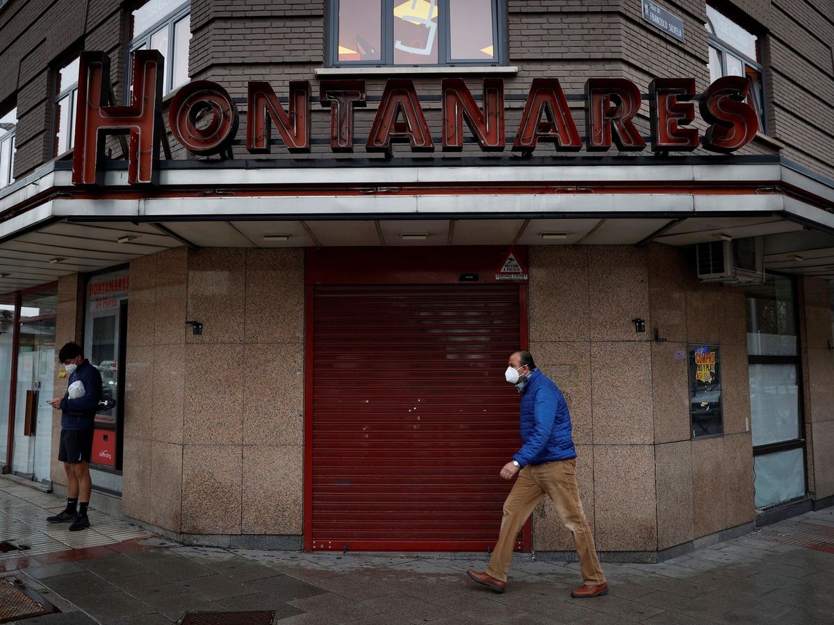 Foto: La tradicional cafetería Hontanares (Madrid), que ha cerrado definitivamente forzada por la crisis del coronavirus. (EFE)
