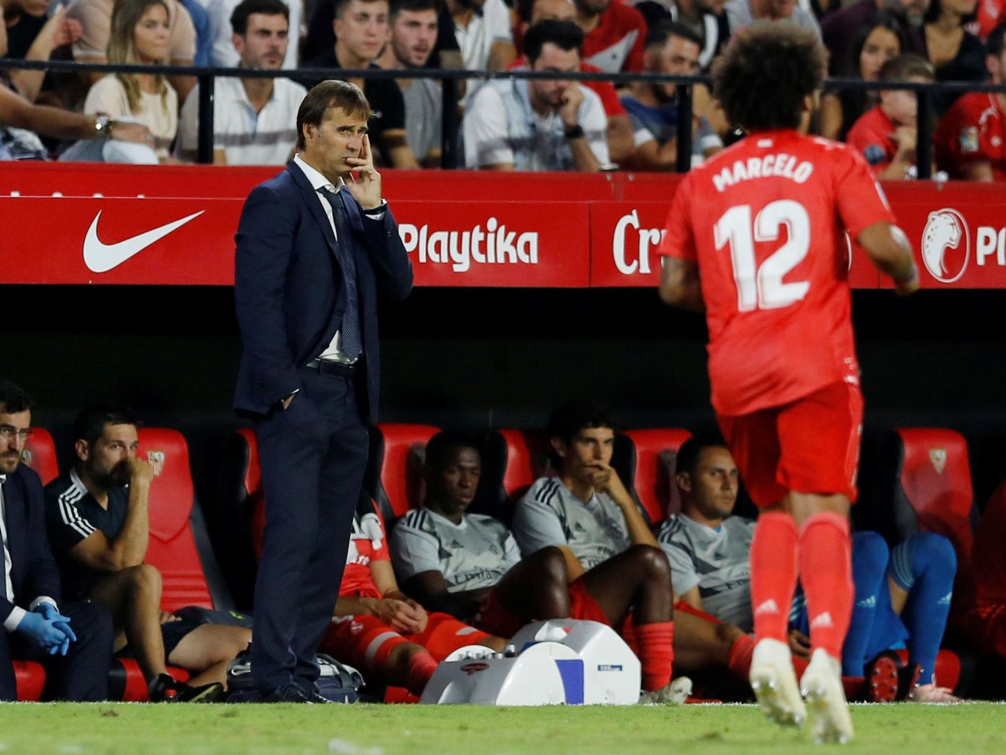 Marcelo no pudo acabar el partido por lesión. (Reuters)