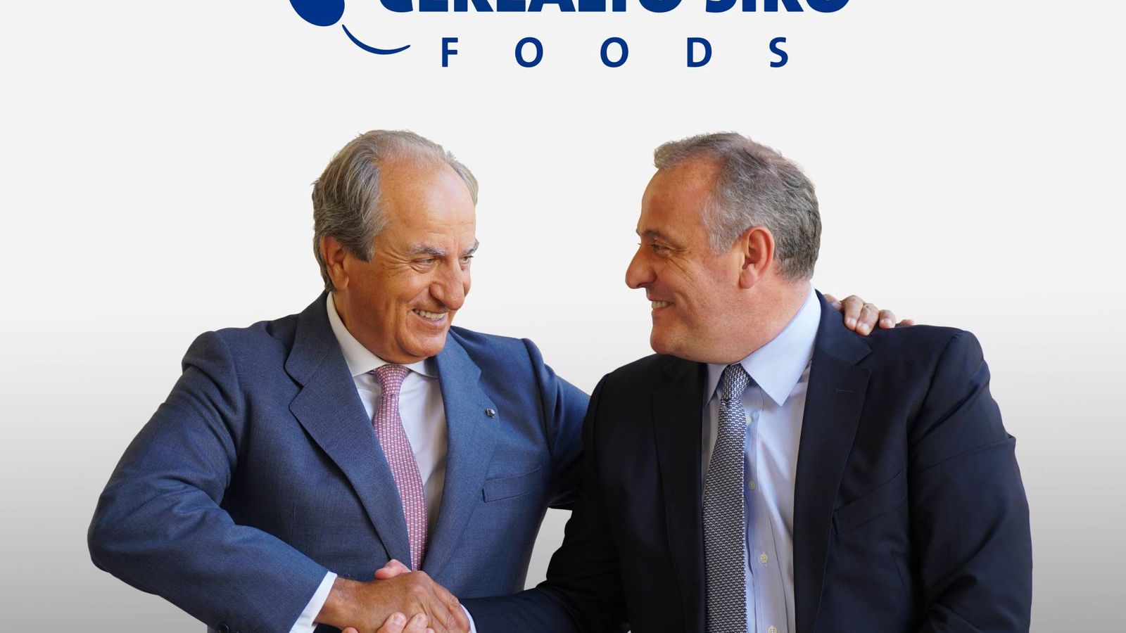 Foto: Juan Manuel González Serna, presidente del grupo Siro, y Luis Ángel López, presidente de Cerealto. (Europa Press)