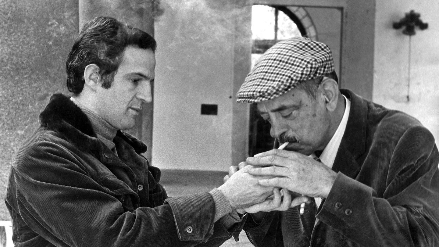 François Truffaut y Buñuel, en un descanso del rodaje de la película 'Tristana', en 1969 en Toledo. (EFE)