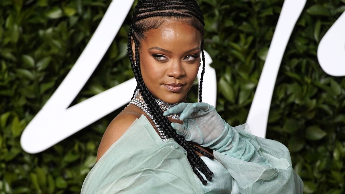 De Rihanna a Marc Jacobs: los looks más chic del confinamiento