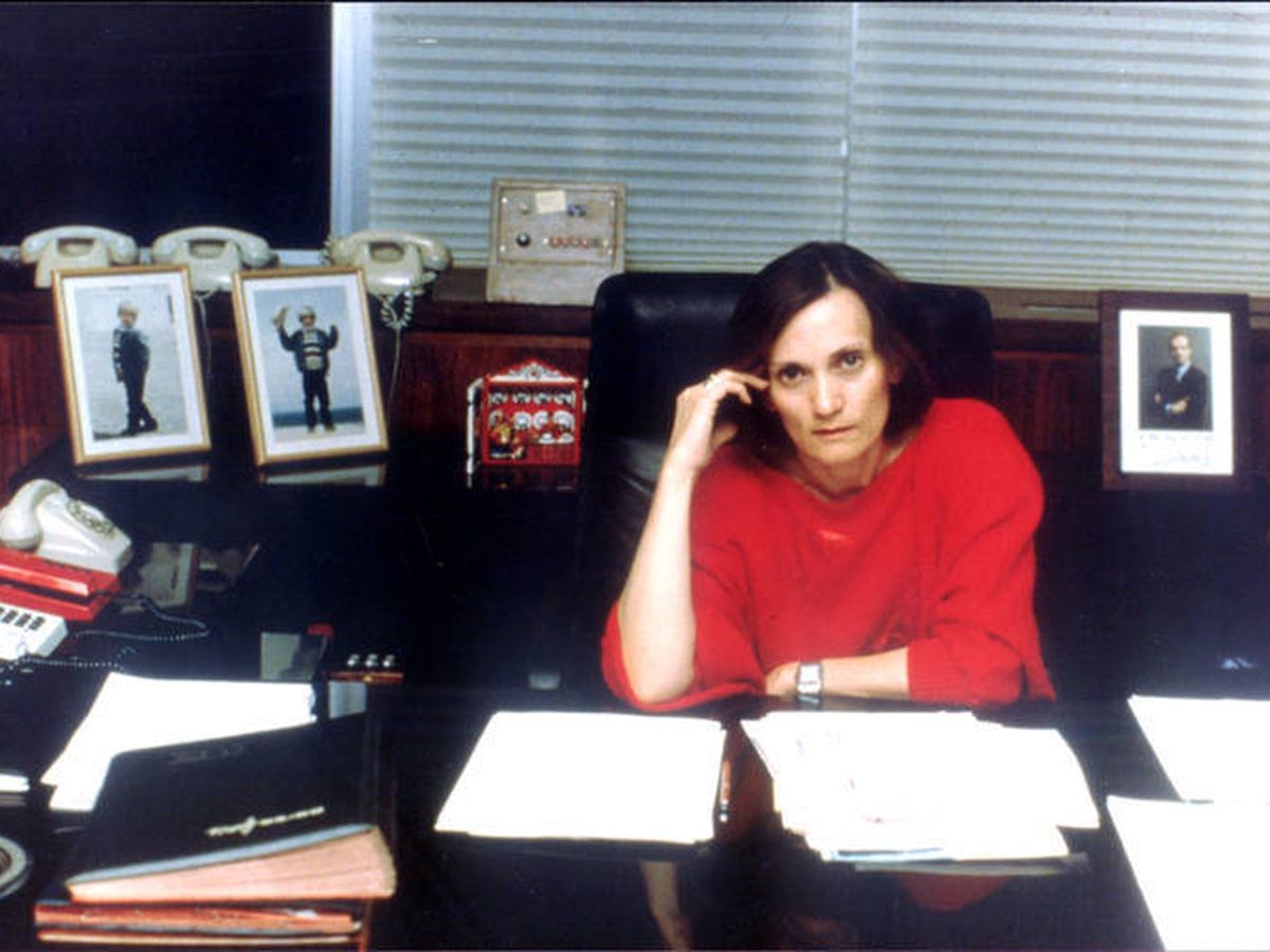 Foto: Pilar Miró, en su despacho. (TVE)