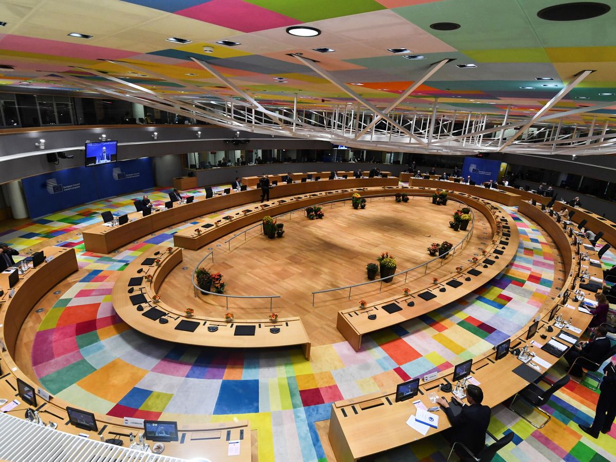 Foto: Sala de reuniones del Consejo Europeo. (Reuters/John Thys)