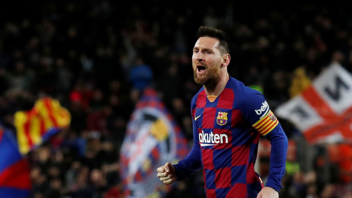 La magia de Leo Messi con las faltas tapa los problemas del Barcelona
