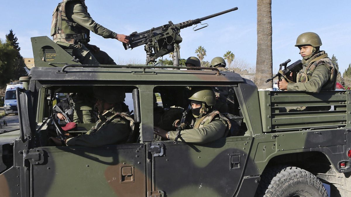 Fuerzas tunecinas matan a cinco presuntos terroristas cerca de la frontera con Argelia