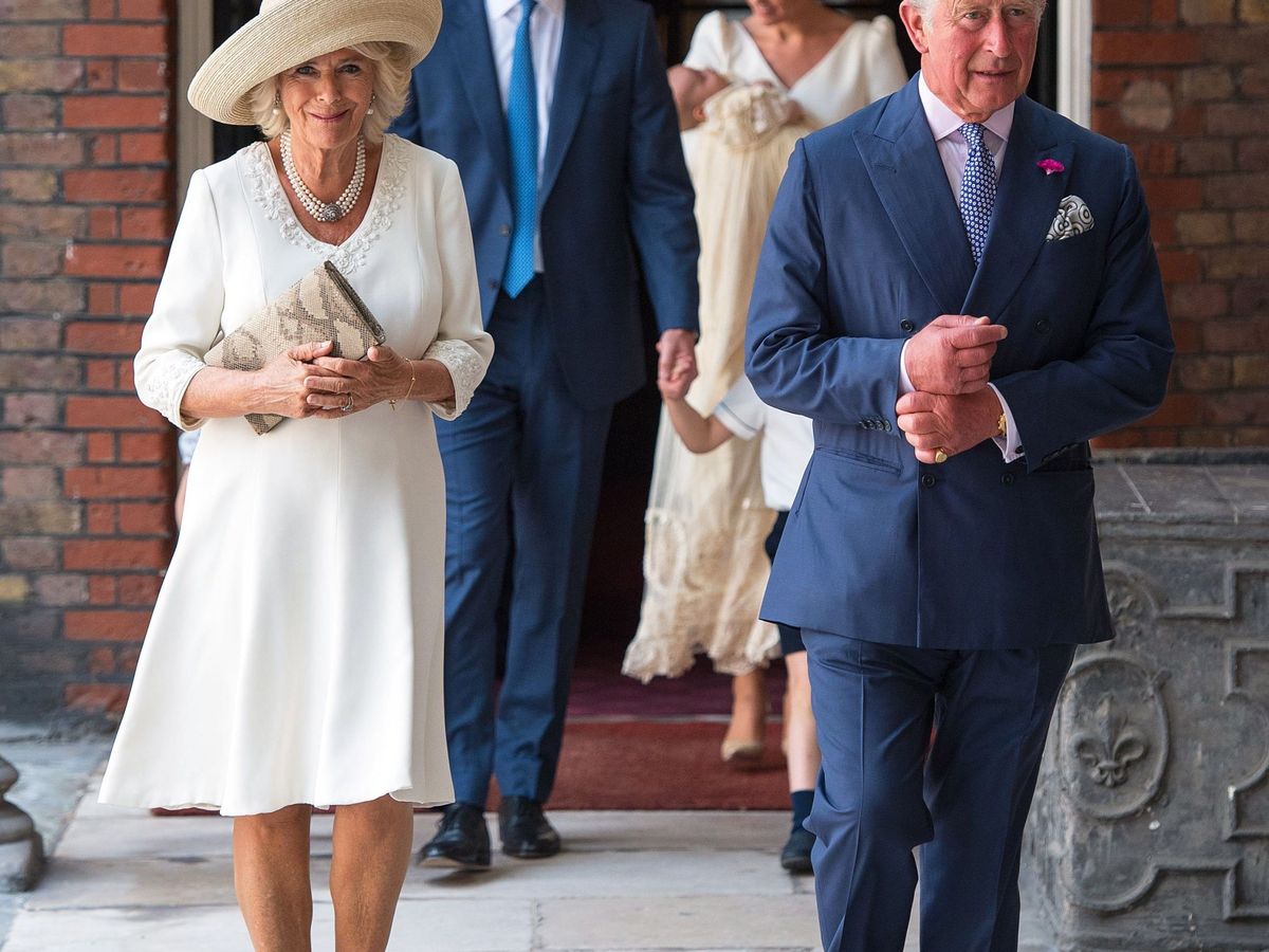 Foto: El príncipe Carlos de Inglaterra, Camilla y los duques de Cambridge, en una imagen de archivo. (EFE)