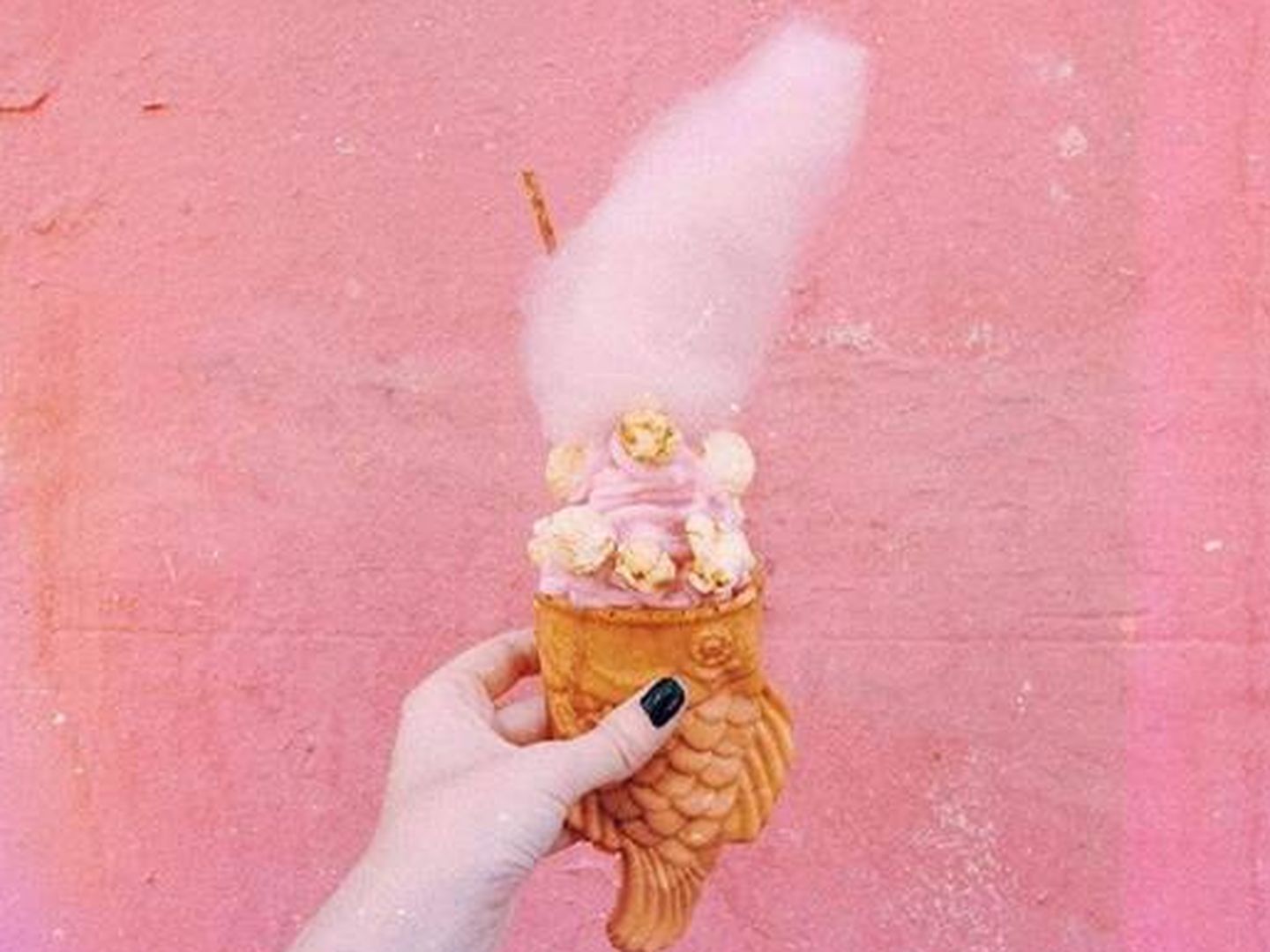 Un pez, helado y una nube. (Instagram)