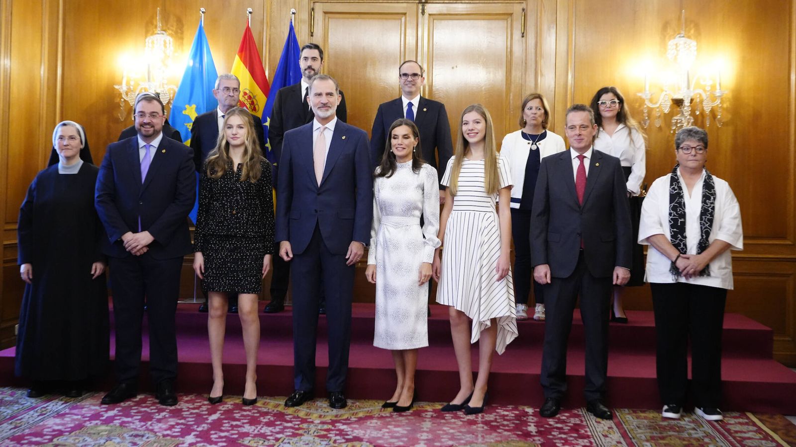 La familia real, en las audiencias de los Premios Princesa de Asturias. (Limited Pictures)
