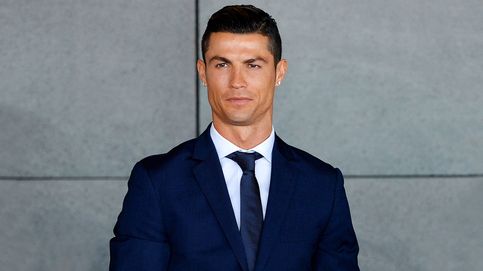 Ronaldo no consigue salir de España: su casa no se vende y su hotel se retrasa