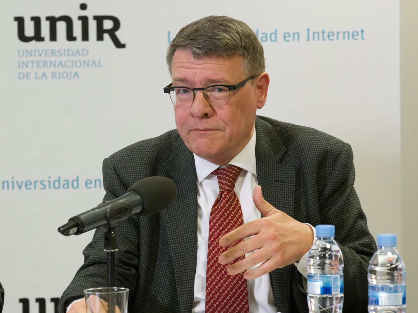 Jordi Sevilla, durante un debate organizado por a Universidad Internacional de La Rioja | EFE