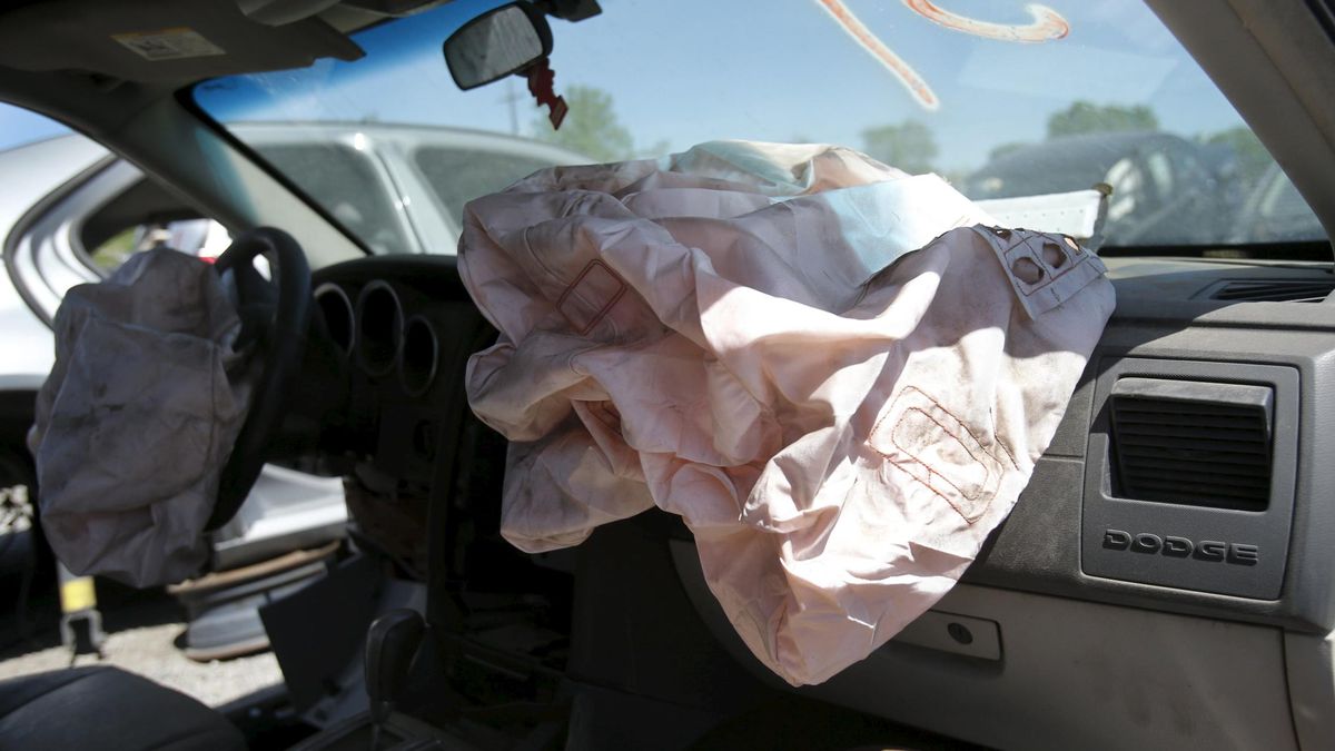 'Airbags' explosivos de Takata: nueve muertos y 90 millones de coches a revisión