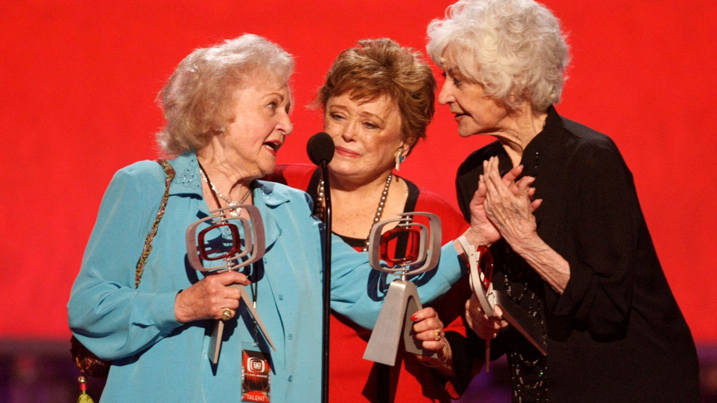 Betty White, Rue McClanahan y Bea Arthur, en una imagen de 2008. (REUTERS / Fred Prouser)