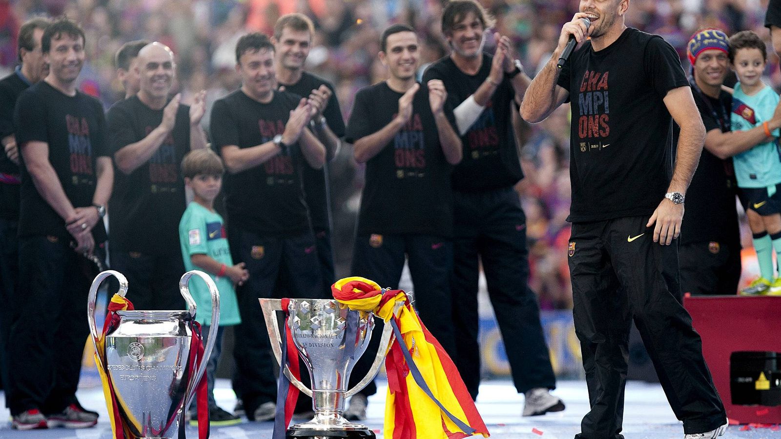 Foto: Valdés, durante la celebración de la Liga de Campeones ganada por el Barça en Wembley. (EFE)