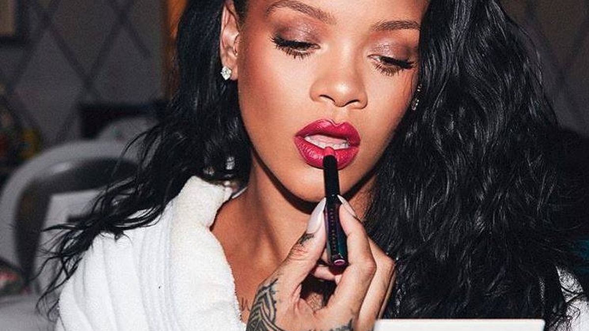 Rihanna revoluciona Madrid, aunque trata de vender la moto con sus maquillajes Fenty Beauty