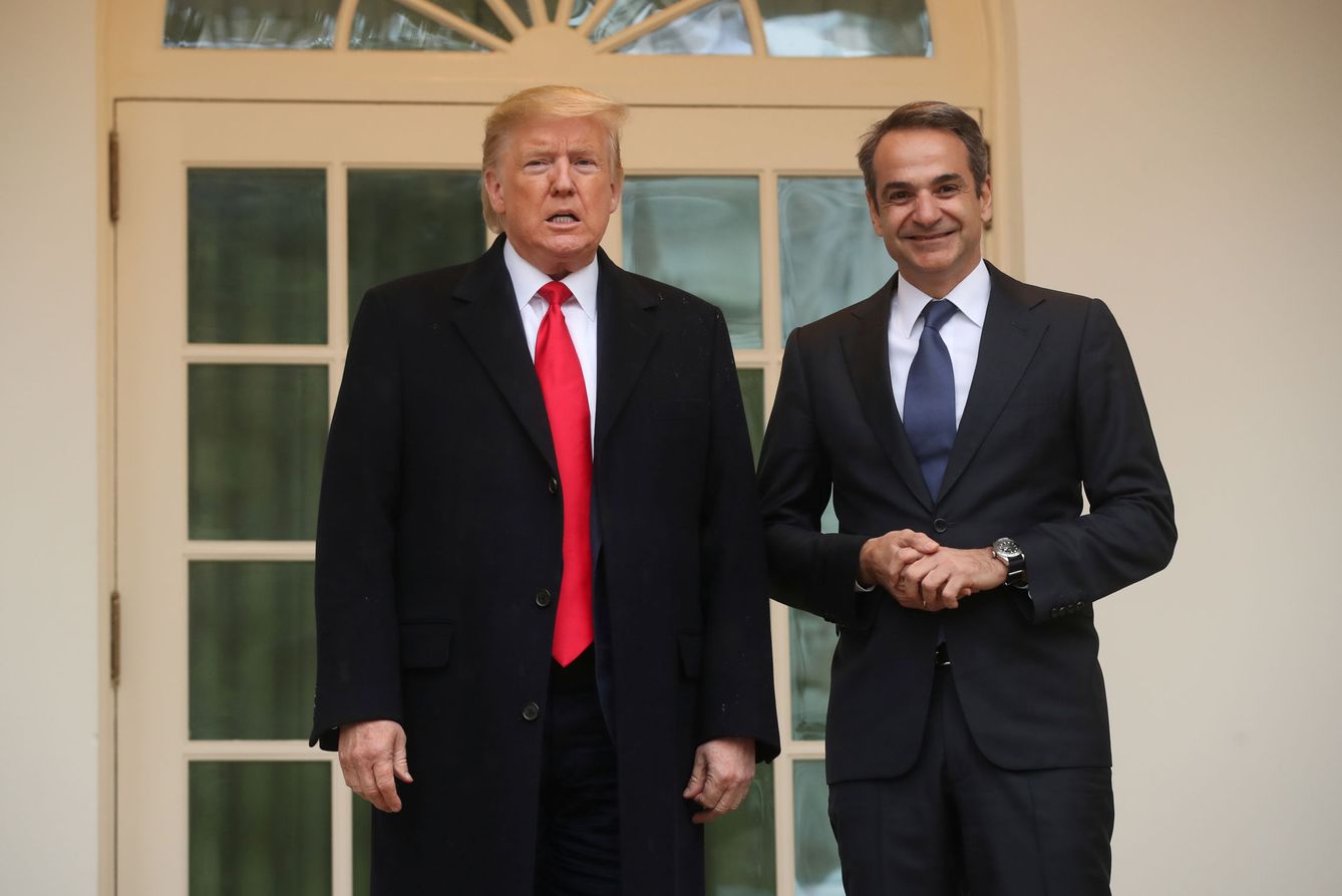 Donald Trump y Kyriakos Mitsotakis. (Reuters)