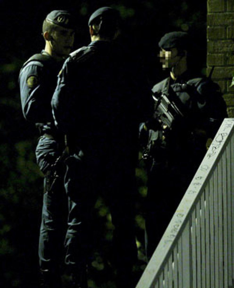 Foto: La Policía francesa busca a un tercer etarra que compartía piso con Elizaran