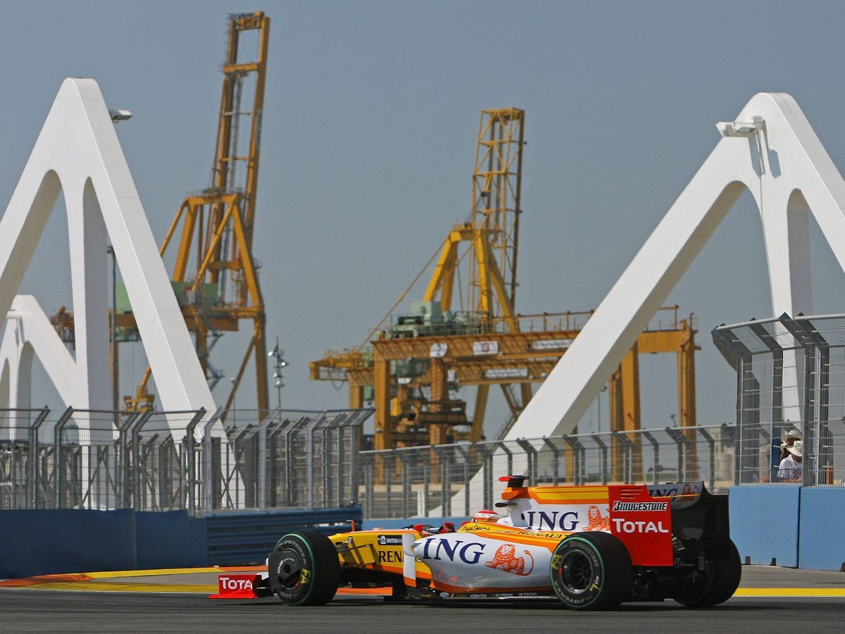 Foto: Entrenamientos libres en el Gran Premio de Valencia, en 2009. (EFE/Jan Woitas)