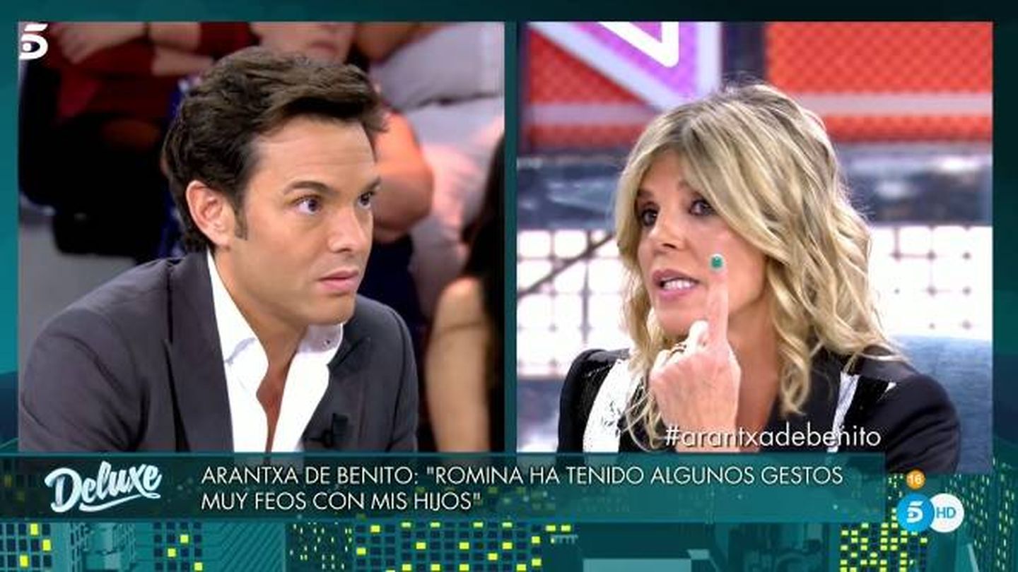 Antonio Rossi y la exmujer de Guti, en 'Sábado Deluxe'. (Telecinco).