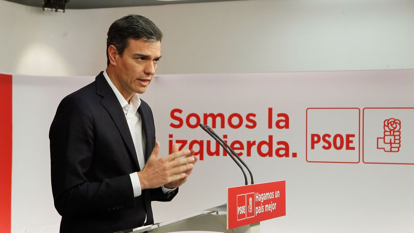Foto: Pedro Sánchez, durante su rueda de prensa este 20 de abril en Ferraz. (EFE)