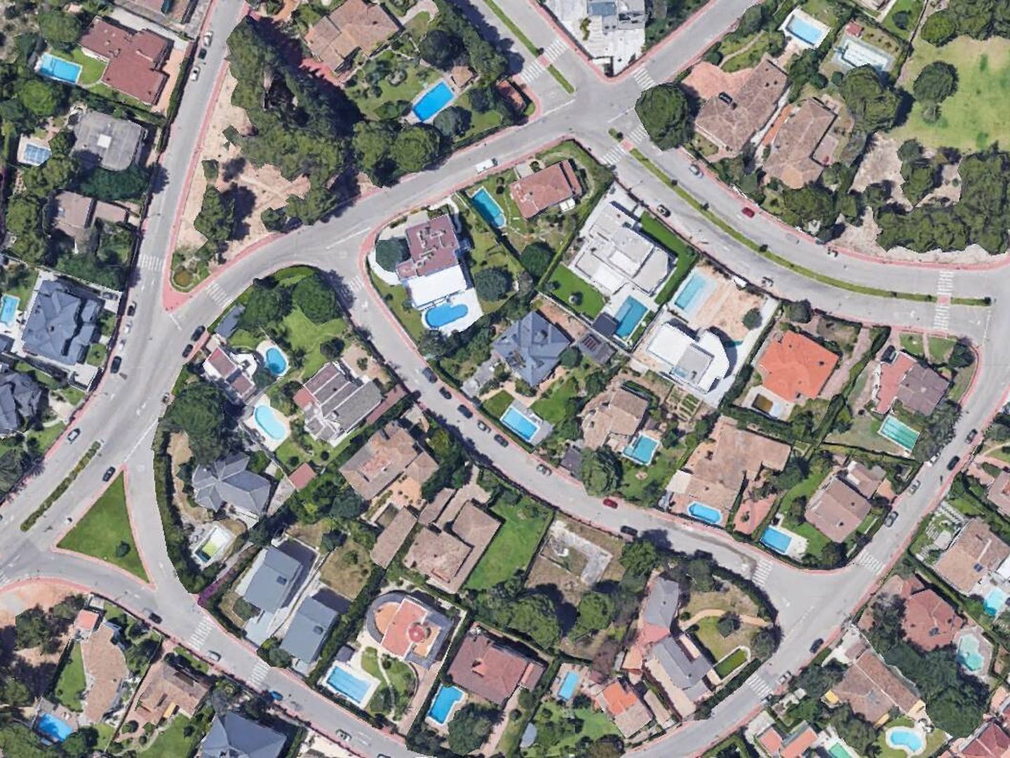 Vista aérea de la urbanización en la que está el chalé de Pedro Cortés. (Google Earth)
