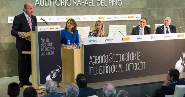 Foto: Luis de Guindos en la presentación de la Agenda Sectorial de la Industria de Automoción.