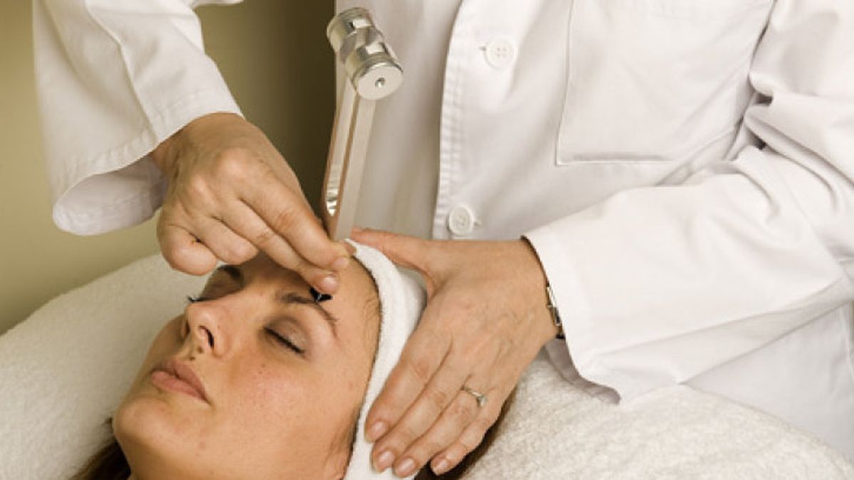 SOL ESTÈTICA INTEGRAL - La🌟 presoterapia ocular🌟 realiza un masaje que  promete combatir el proceso del envejecimiento de la mirada. Este  tratamiento realiza un masaje que ayuda al organismo a drenar las