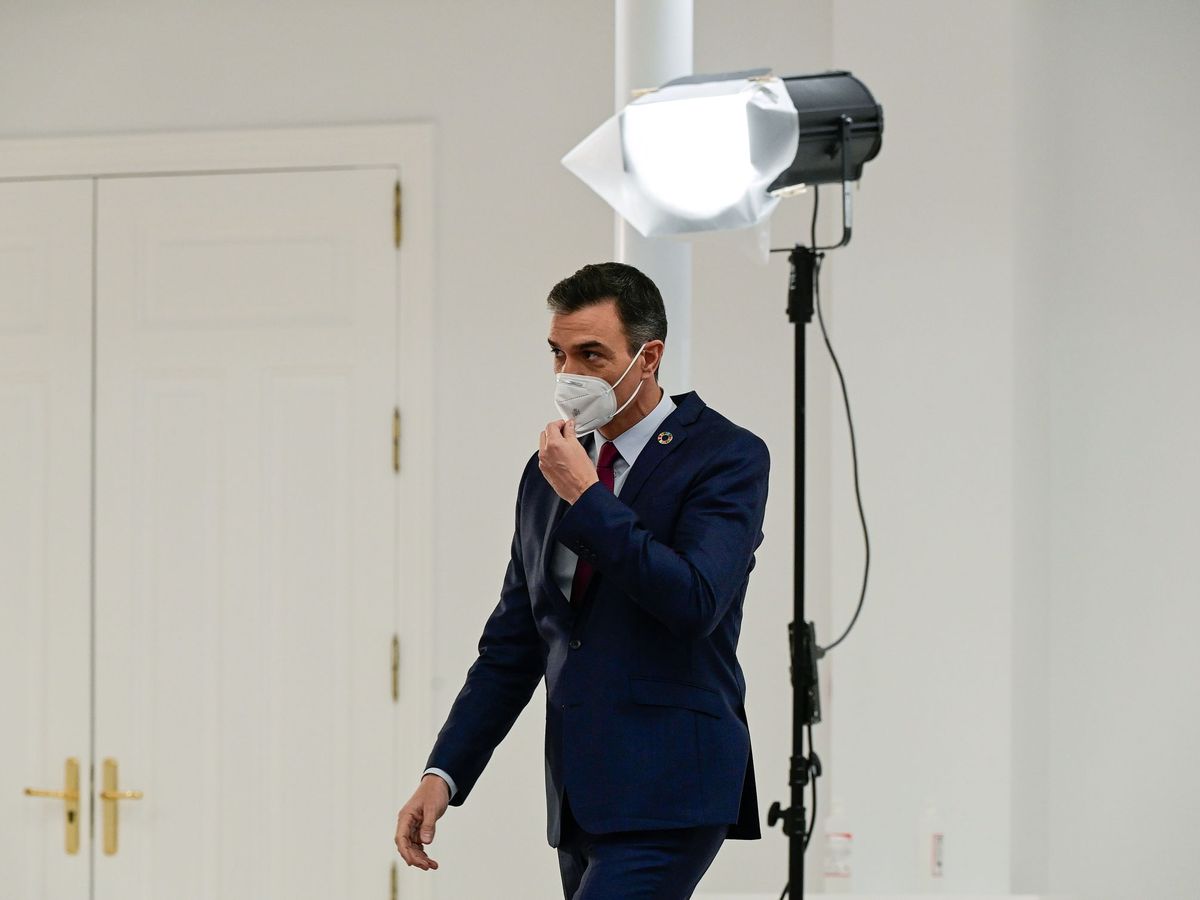 Foto: El presidente del Gobierno, Pedro Sánchez, en Moncloa. (Reuters)