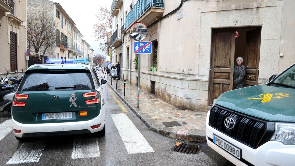 Investigan la caída de una joven desde el cuarto piso de un edificio en Carballo (A Coruña)