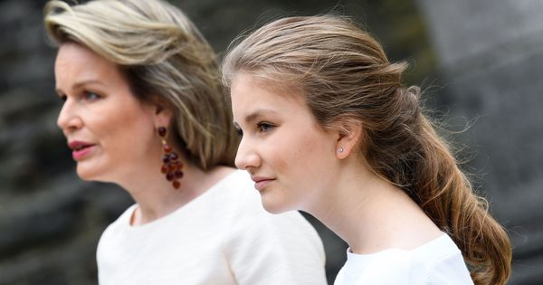 Foto: Elisabeth de Bélgica junto a la reina Matilde. (EFE)
