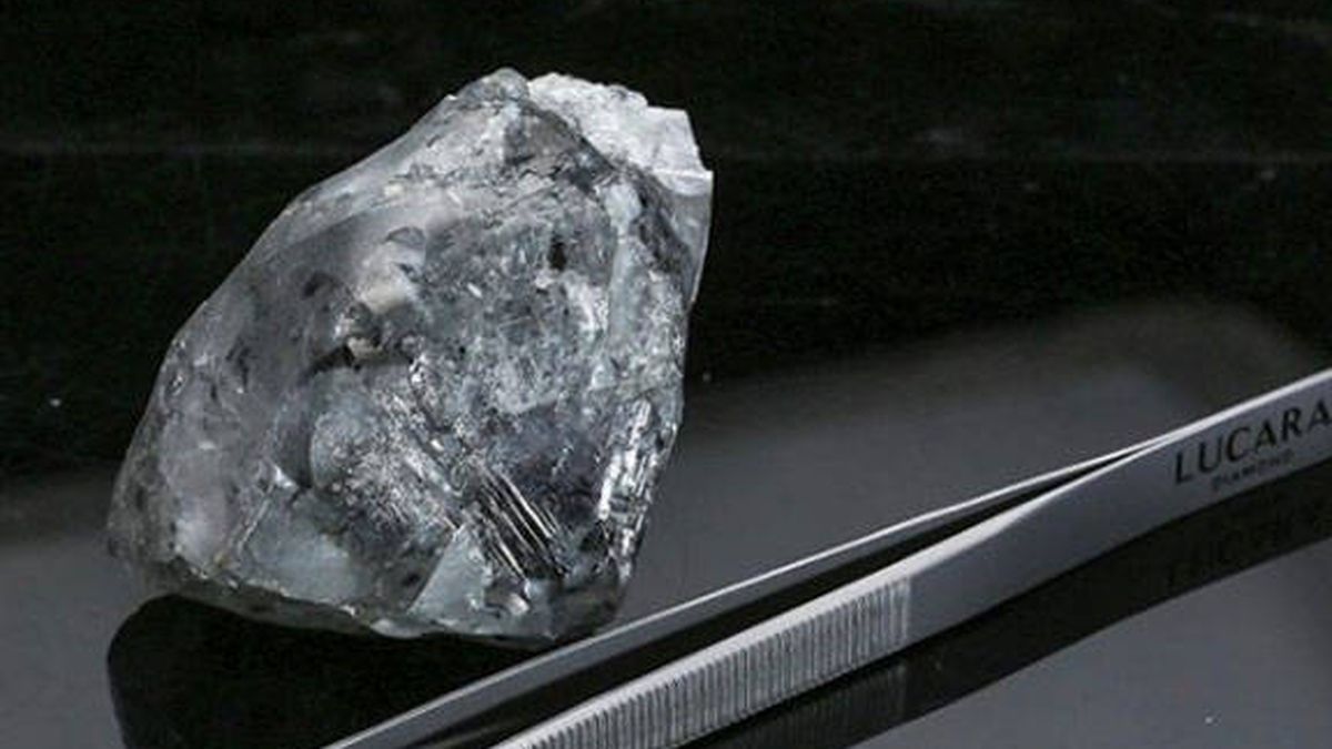 Descubren en Bostwana uno de los diamantes más grandes del mundo