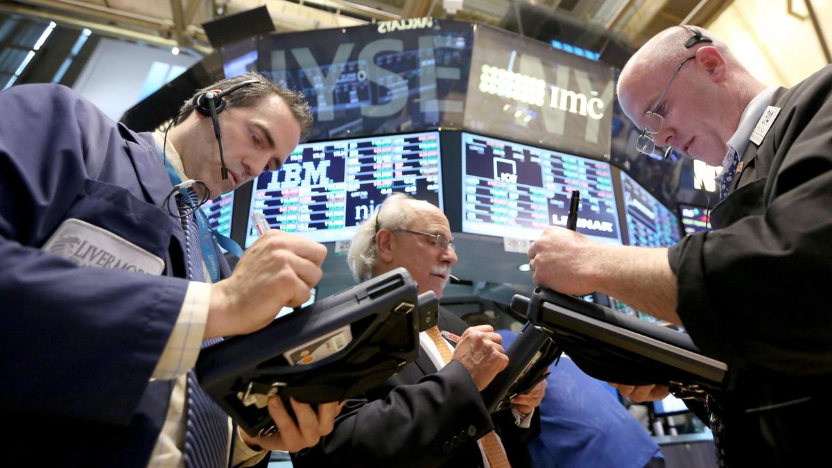 La Bolsa de Nueva York vuelve a abrir tras un parón de tres horas y media