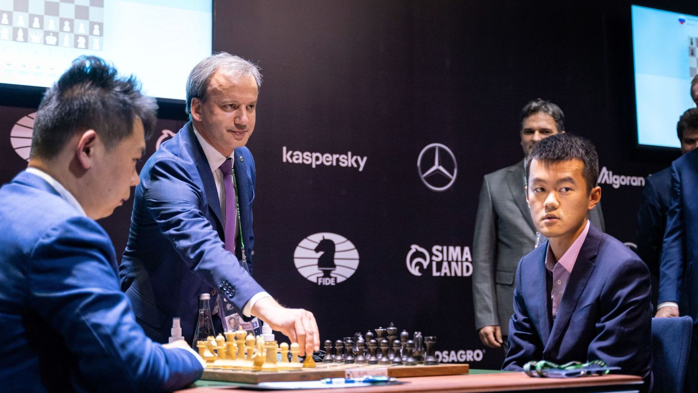 Arkady Dvorkovich, durante un torneo de ajedrez en 2021. (EFE)