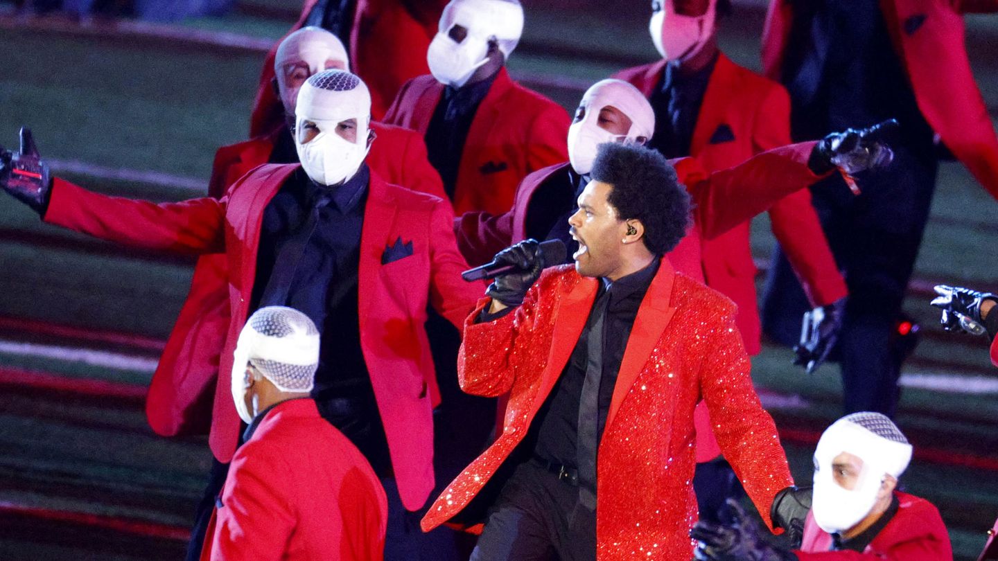 The Weeknd, durante su actuación. (Reuters)