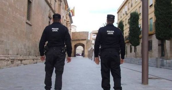 Foto: Agentes de la Policía de Local de Alicante (Policía de Alicante)