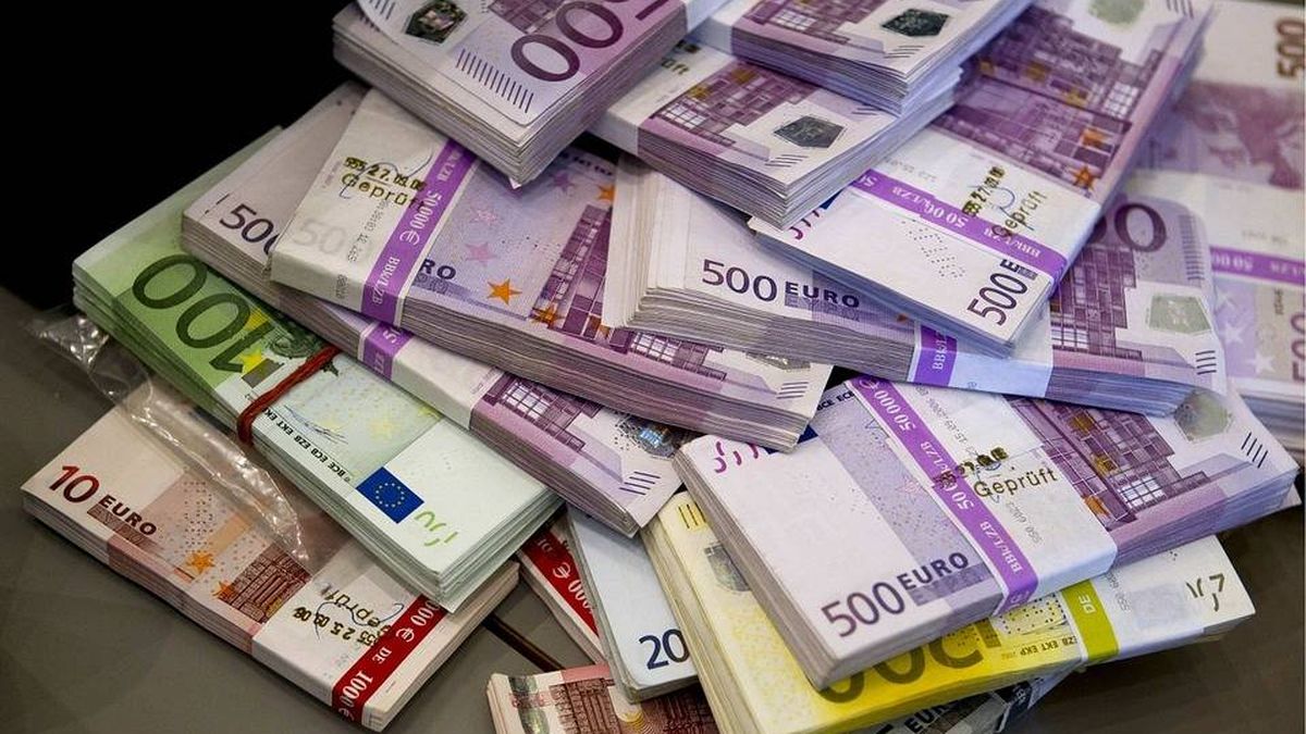 El miedo a la recesión y la fortaleza del dólar llevan al euro a rozar la paridad