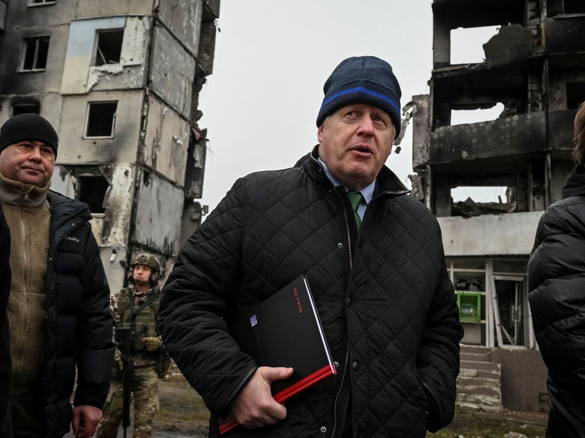 Foto: Boris Johnson durante una visita a Ucrania. (Reuters/Viacheslav Ratynskyi)