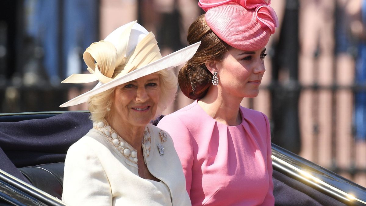 Así serán los antagónicos looks de Kate Middleton y Camila en la coronación de Carlos III