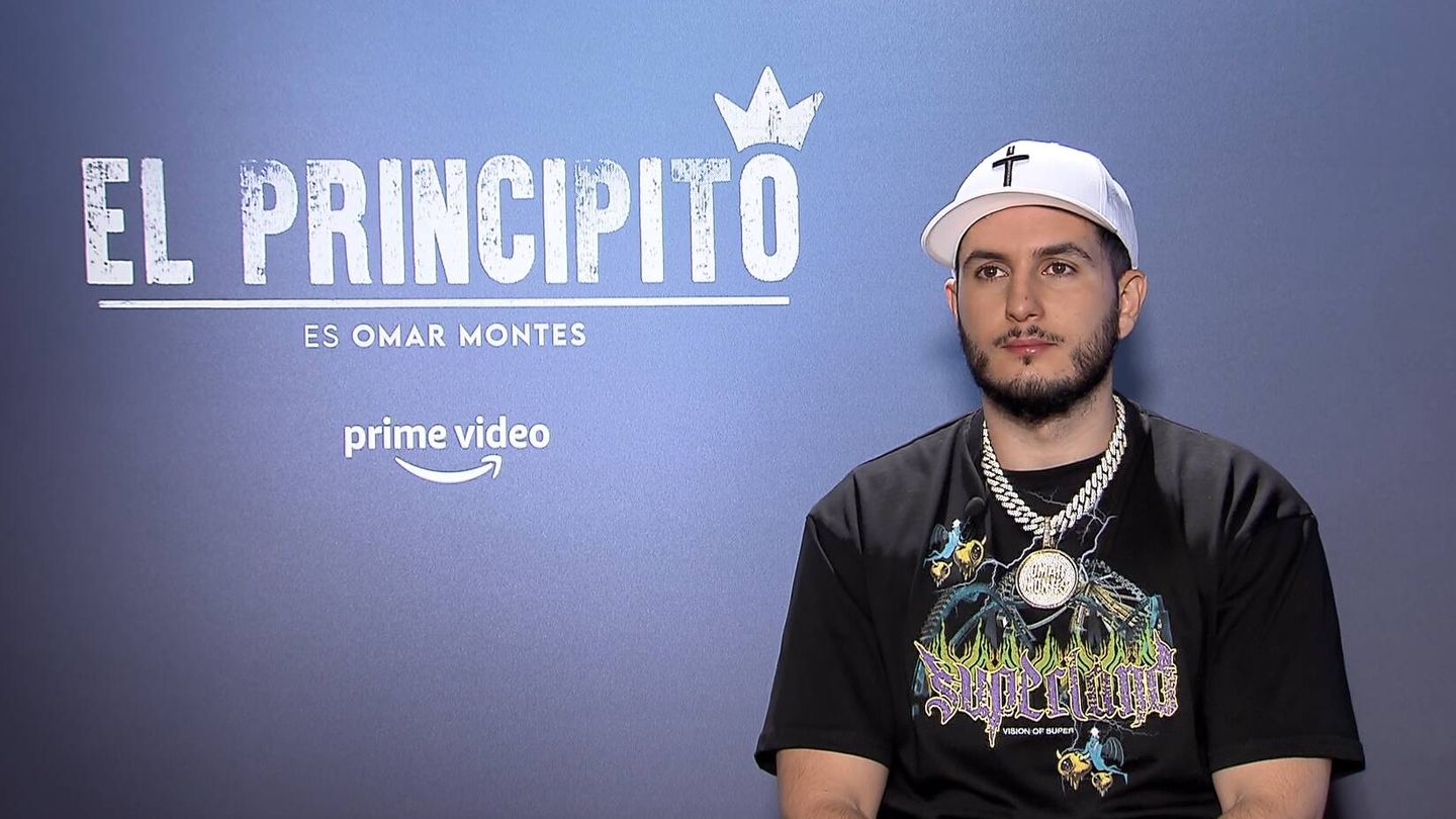 Omar Montes durante la entrevista con El Confidencial. (Amazon Prime Video)