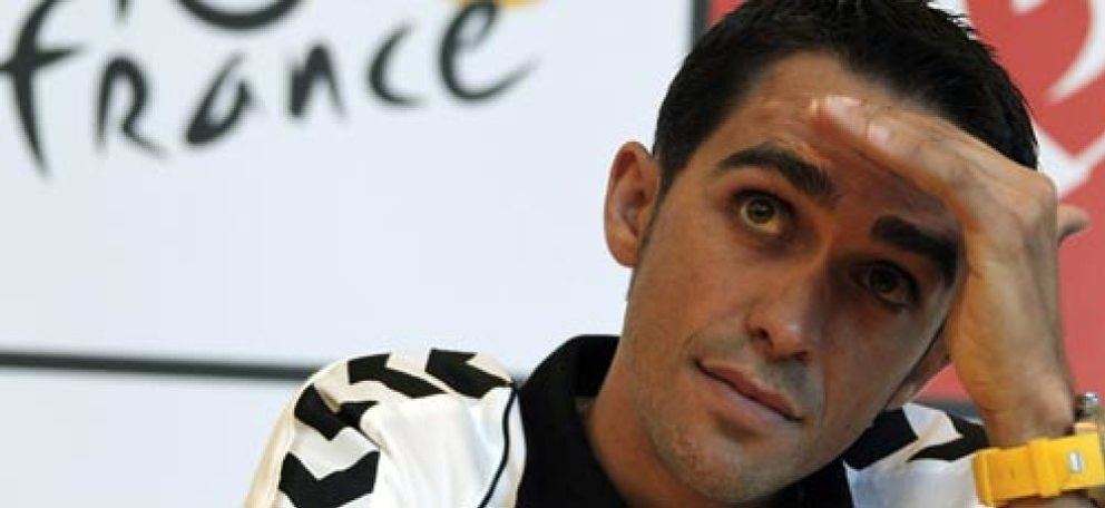 Foto: Pitos y preguntas envenenadas, un adelanto de lo que le espera a Contador en el Tour