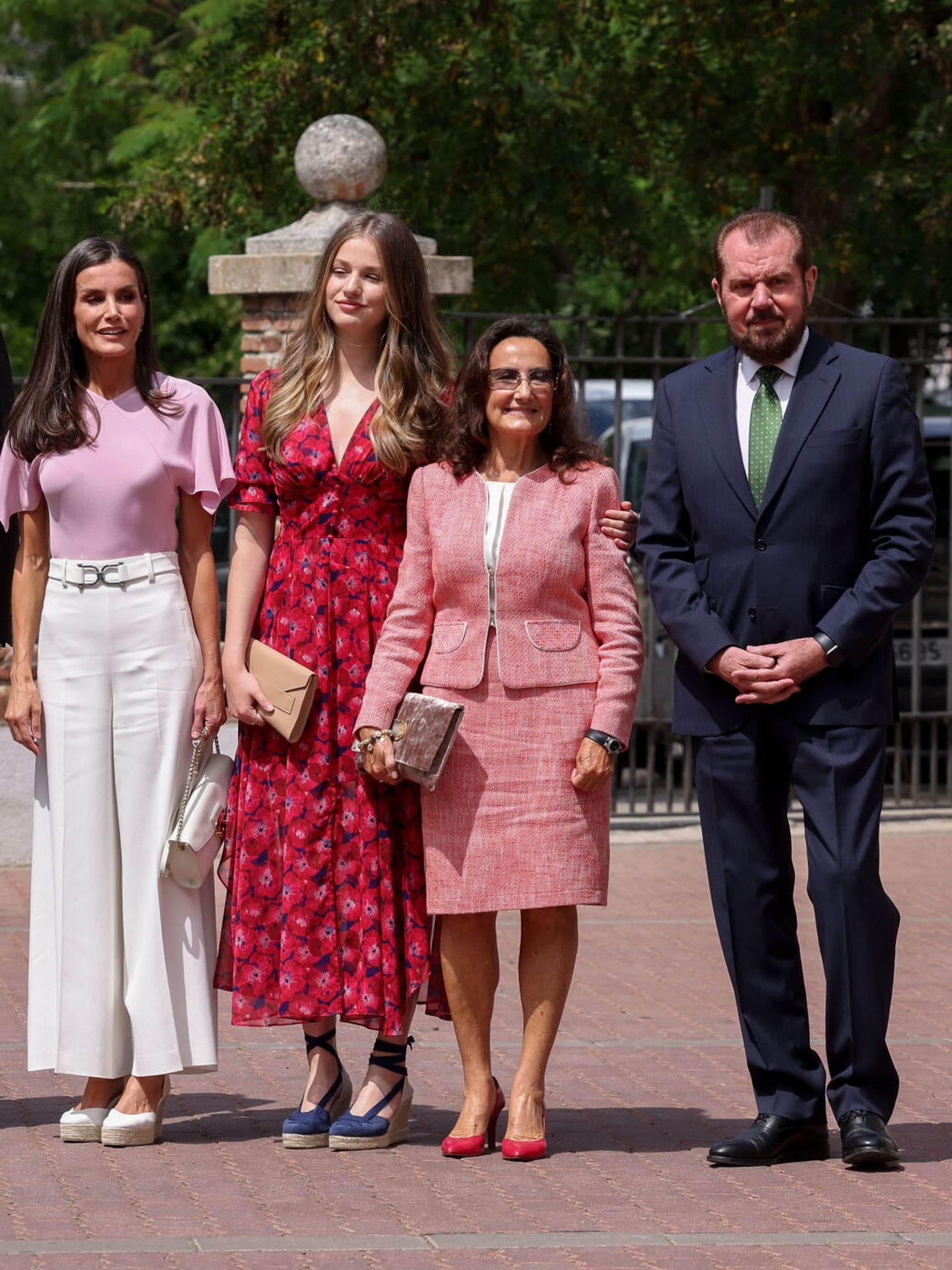 La reina Letizia, junto a sus padres y la princesa Leonor. (EFE/Ballesteros)