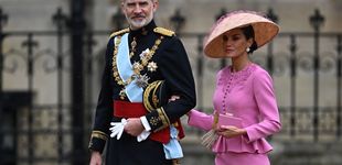 Post de En Nueva York y a medida: la reina Letizia y cómo se hizo su traje rosa de la coronación de Carlos III