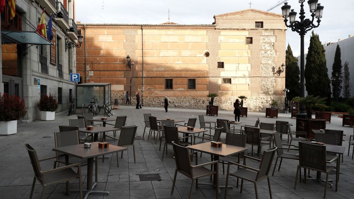 Madrid clausura las terrazas ante el coronavirus y recomienda cerrar los bares
