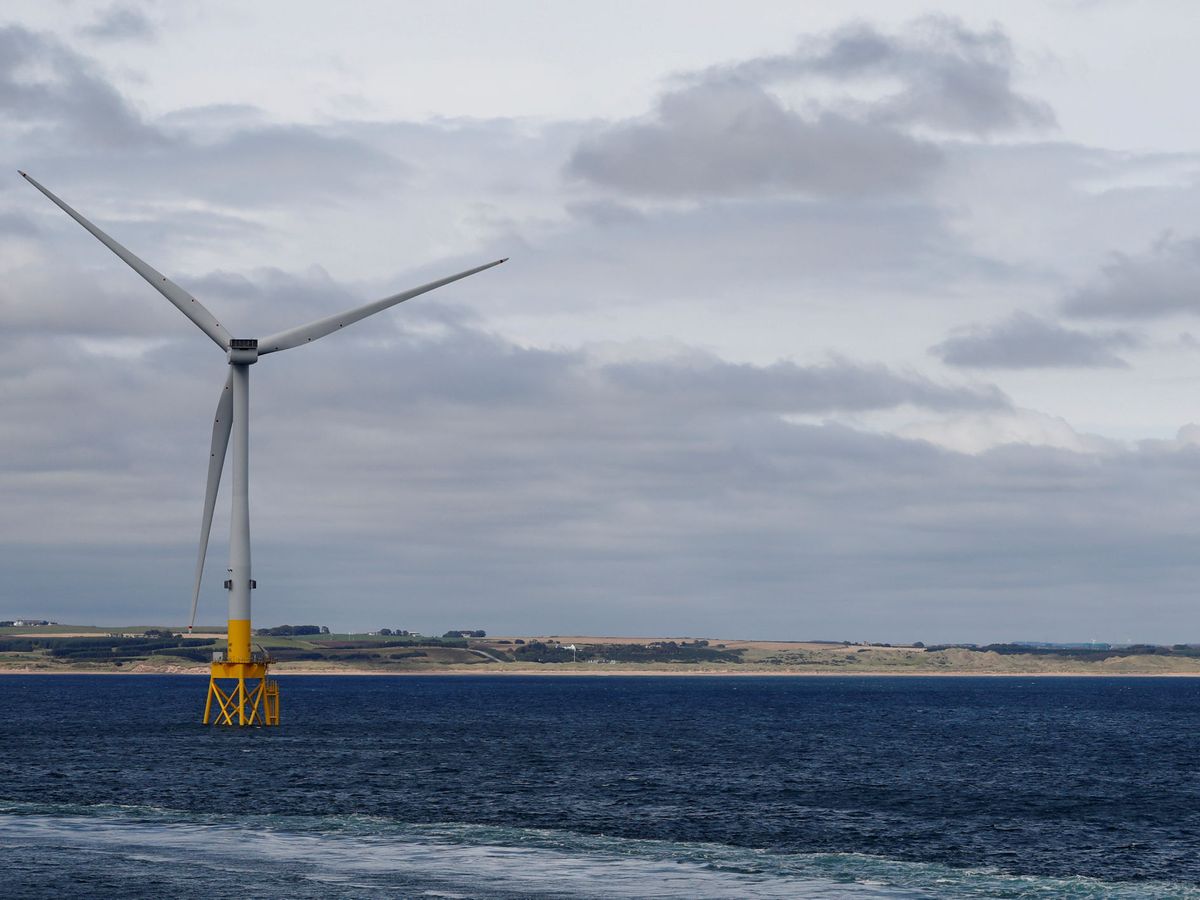 Foto: Una planta de energía eólica marina en Escocia. (Reuters)