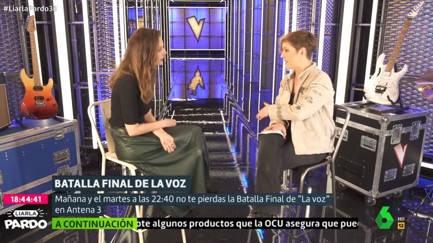Eva González con Cristina Pardo, en 'Liarla Pardo'. (La Sexta)