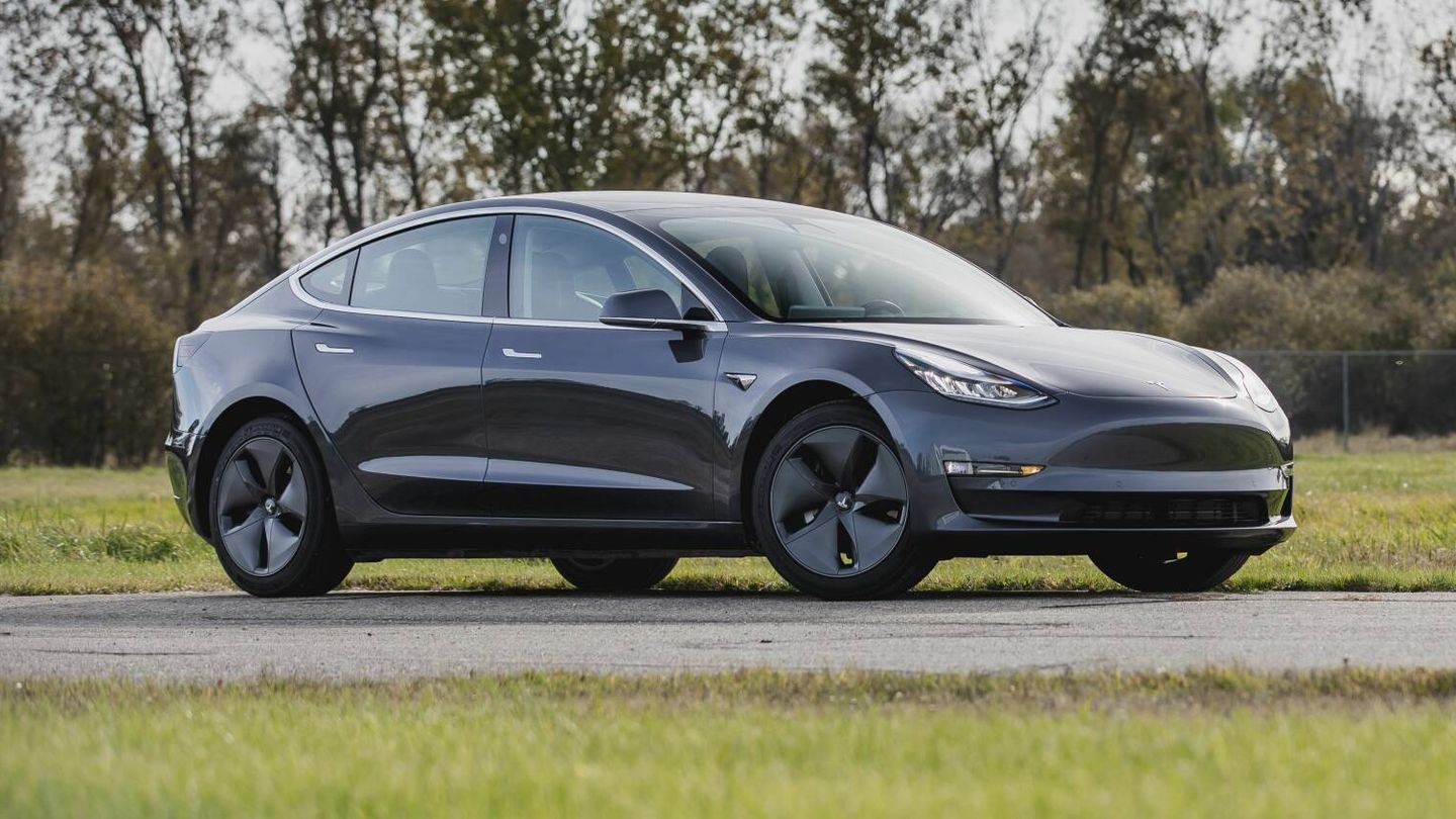 El Tesla Model 3 ya incrementó su precio y ahora podría verse de nuevo afectado por la escasez de níquel provocada por la invasión rusa.