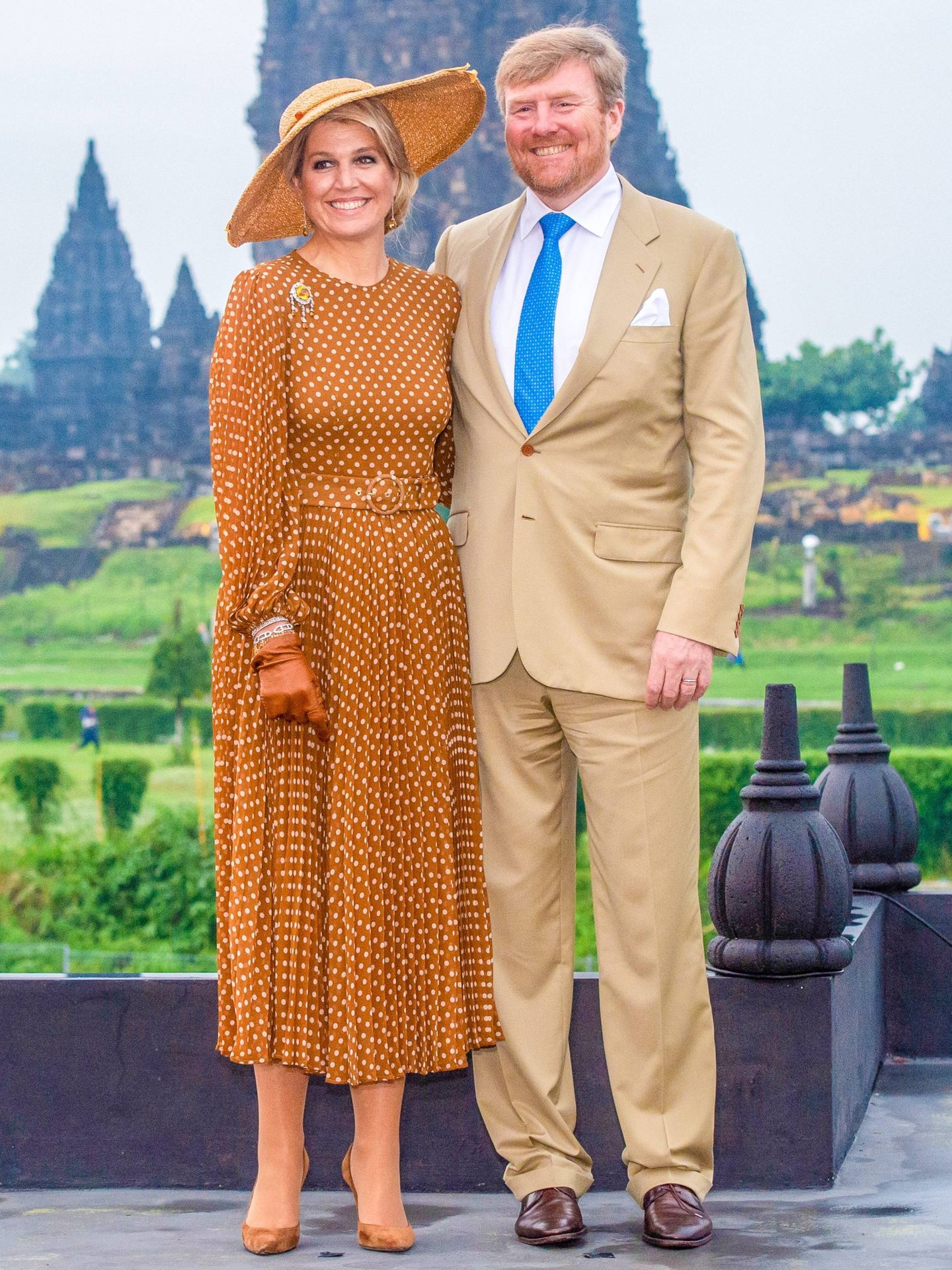 Los reyes de Holanda, en Indonesia. (Cordon Press)