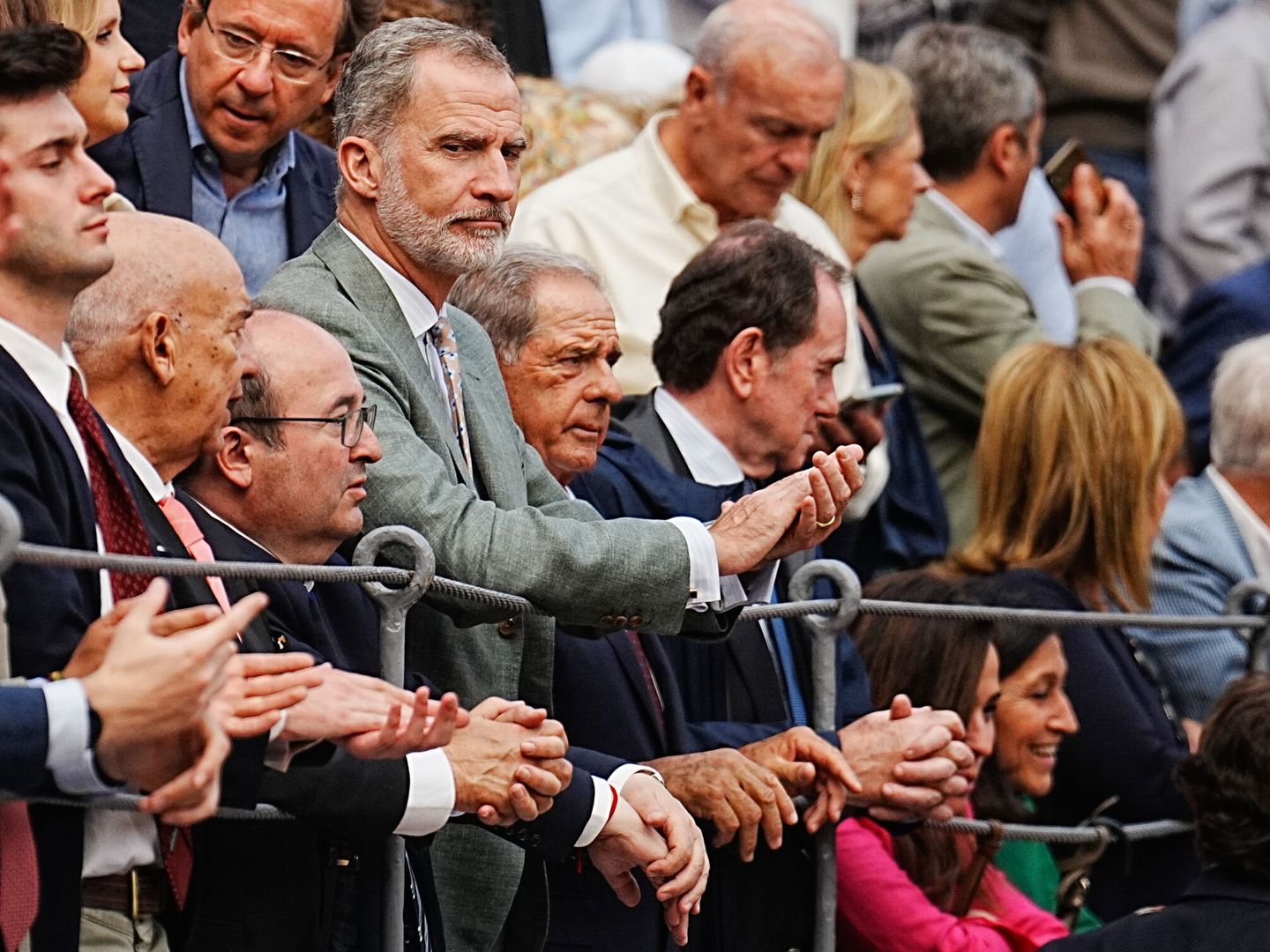 MADRID, 04 06 2023.- El rey Felipe VI durante la Corrida de la Prensa que cierra la Feria de San Isidro celebrada este domingo en la plaza de toros de Las Ventas, en Madrid. EFE Borja Sánchez-trillo 