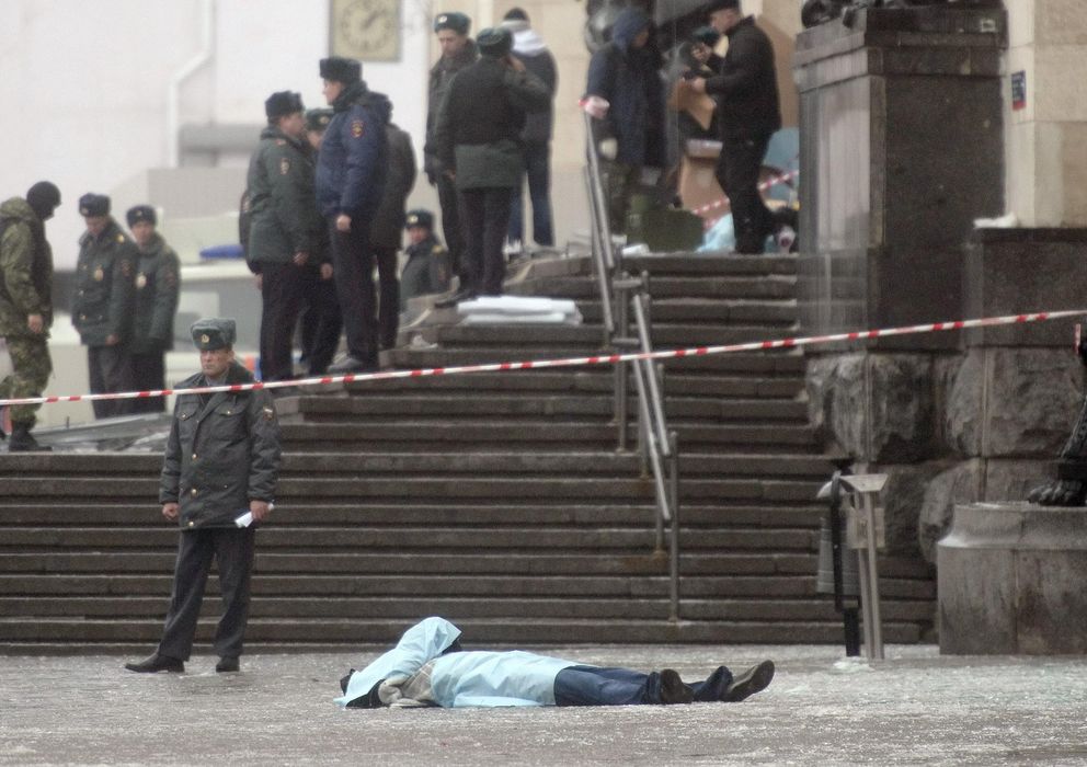 Foto: Uno de los fallecidos en el atentado suicida de Volgogrado.